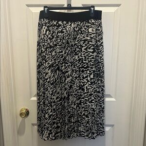 INC International Concepts Black and White printed pleated Midi Skirt